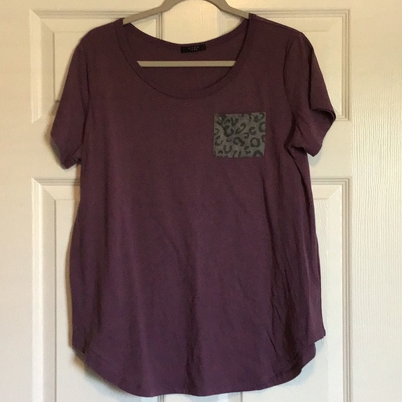 Set of 4 Short Sleeve Shirts - Picture 8 of 13